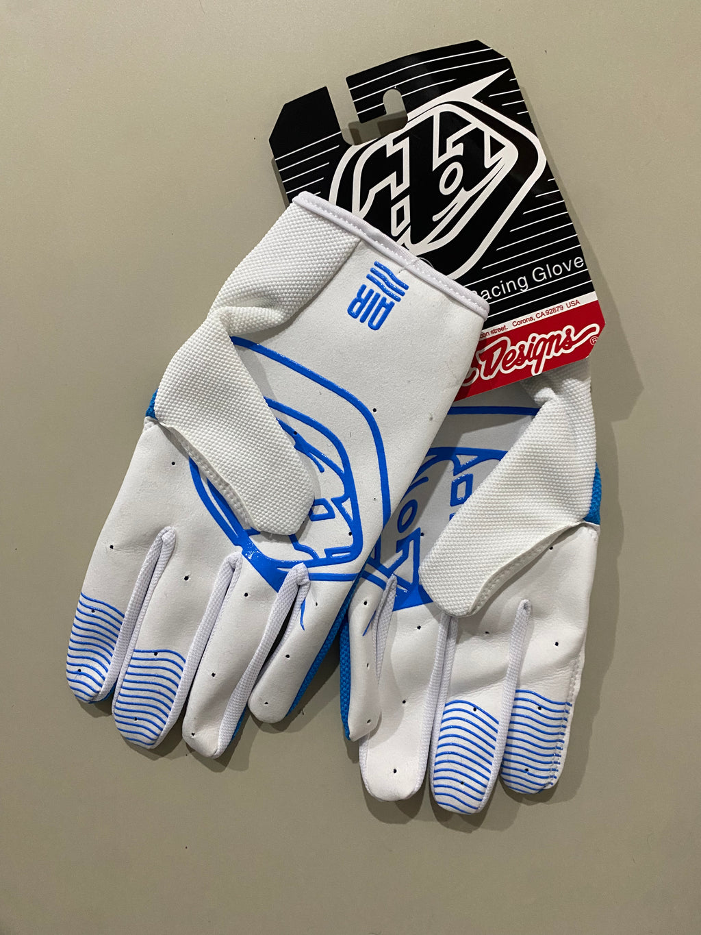 Guantes Troyleedesigns