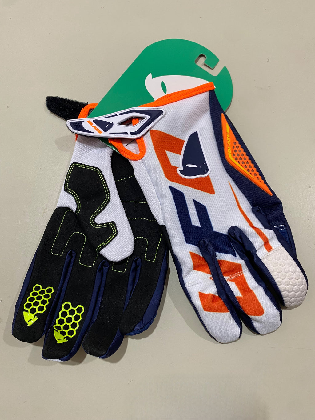 Guantes UFO