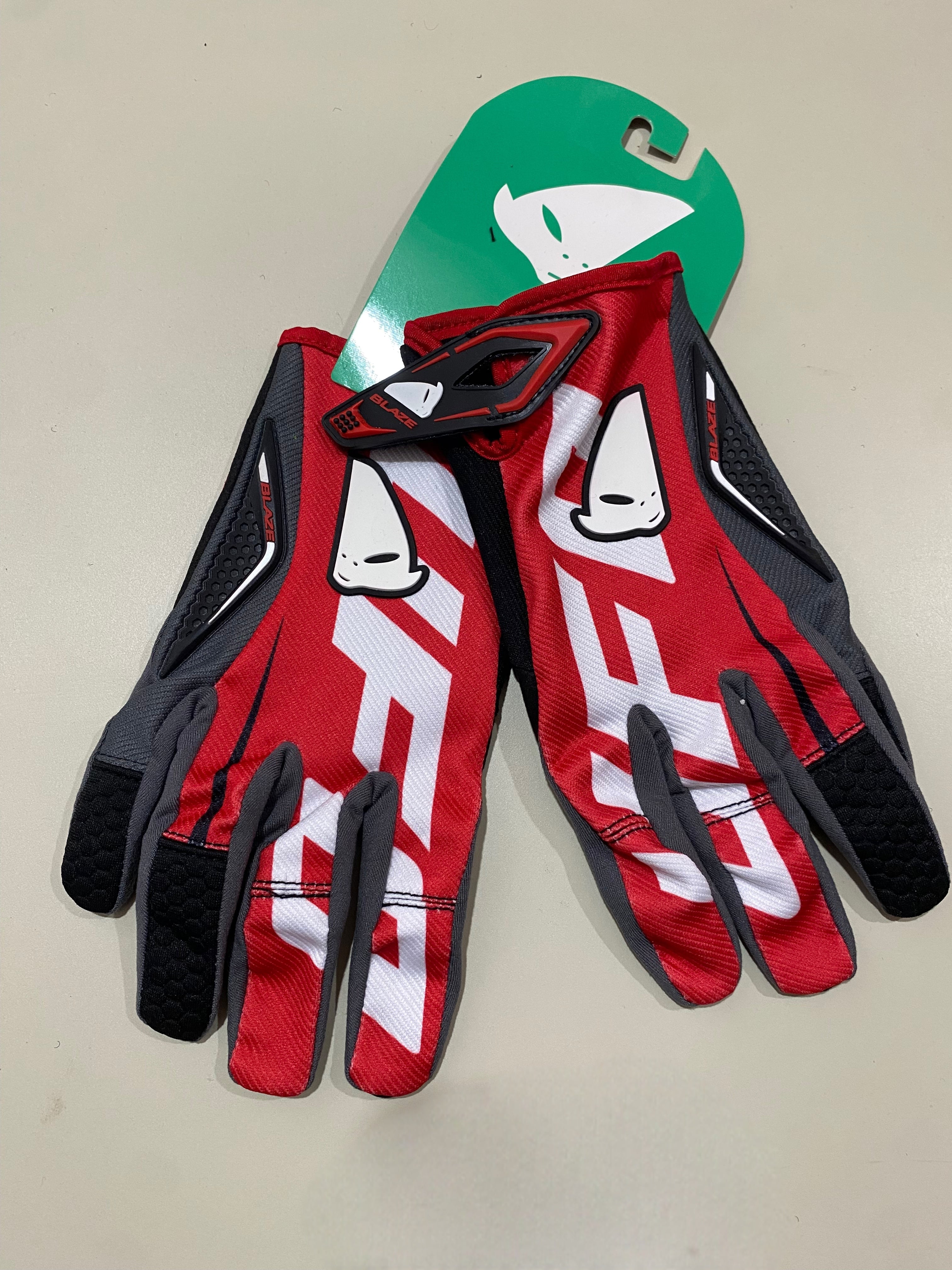 Guantes UFO